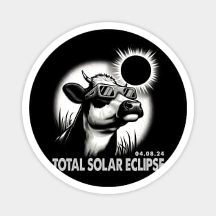 Celestial Cow Eclipse: Trendy Tee for Cow Enthusiasts and Eclipses Magnet